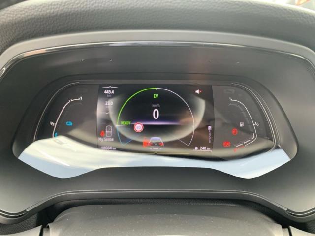 Renault Captur image 9