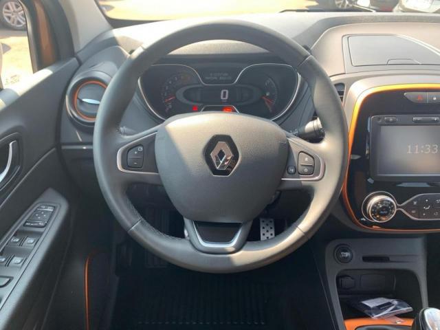 Renault Captur image 2