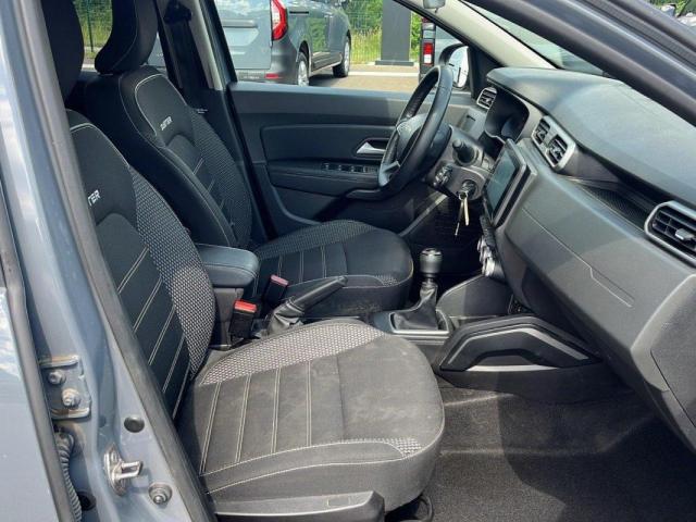 Dacia Duster image 9