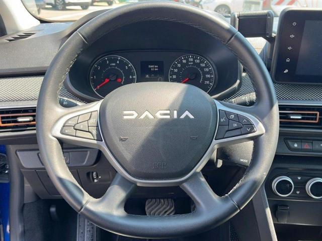Dacia Sandero image 2