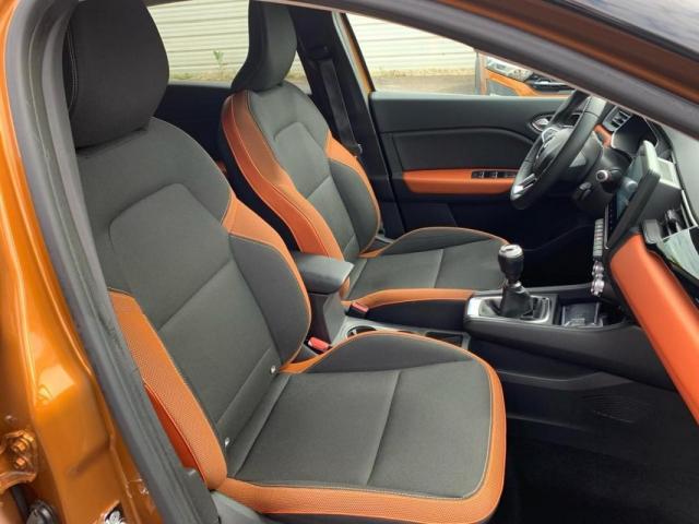 Renault Captur image 1