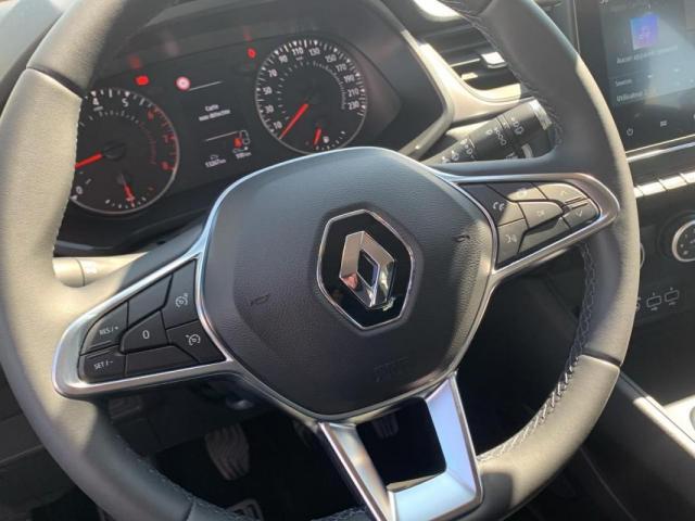 Renault Captur image 2