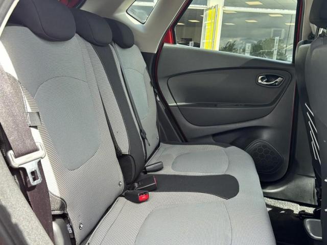 Renault Captur image 2