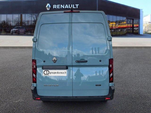 Renault Master image 8