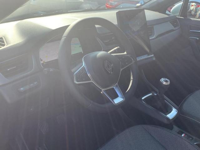 Renault Captur image 2