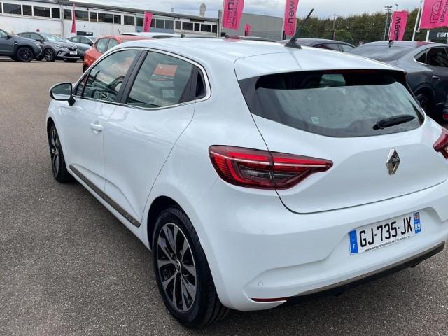 Renault Clio image 2