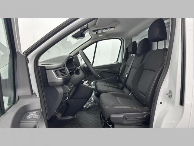Renault Trafic image 3