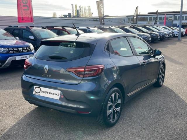 Renault Clio image 8