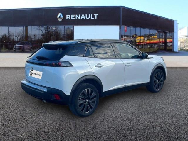 Peugeot 2008 image 8