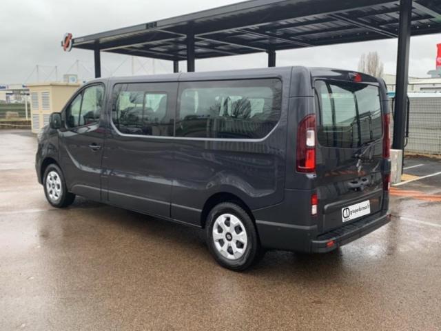 Renault Trafic image 9