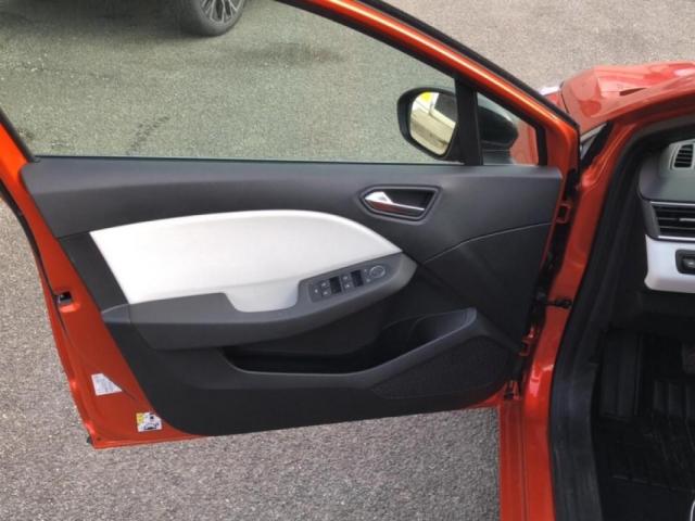 Renault Clio image 4