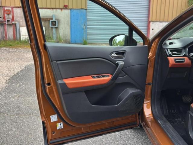 Renault Captur image 8