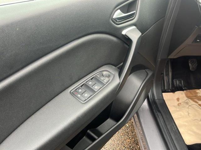 Renault Captur image 9