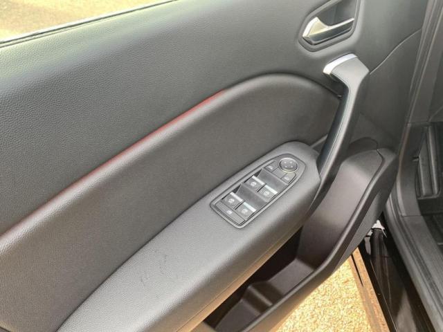 Renault Captur image 9