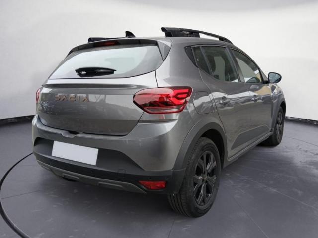 Dacia Sandero image 1