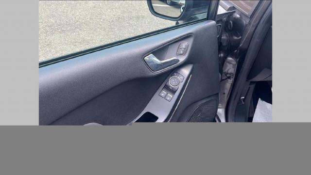 Ford Fiesta image 6