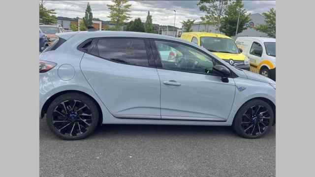Renault Clio image 8