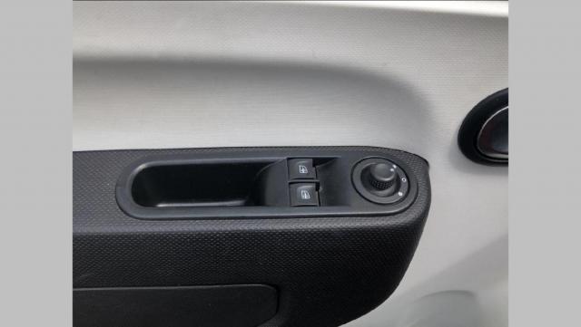 Renault Twingo image 8