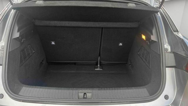 Renault Mégane E-Tech image 9