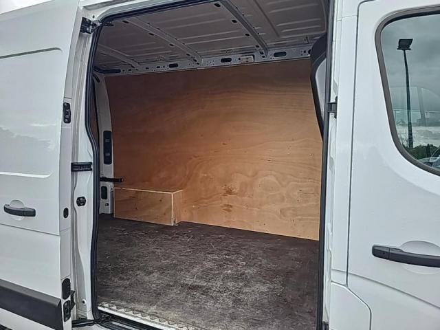 Renault Master image 3