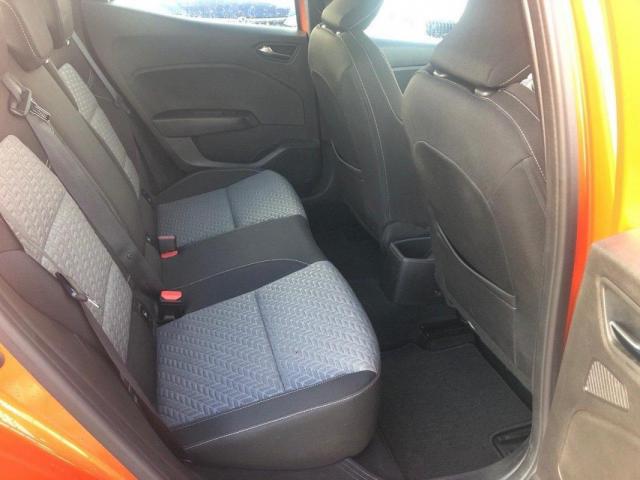 Renault Clio image 6