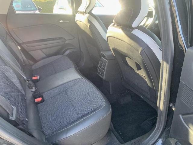 Renault Captur image 9