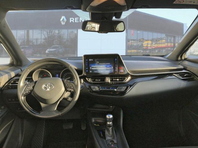 Toyota C-Hr image 1