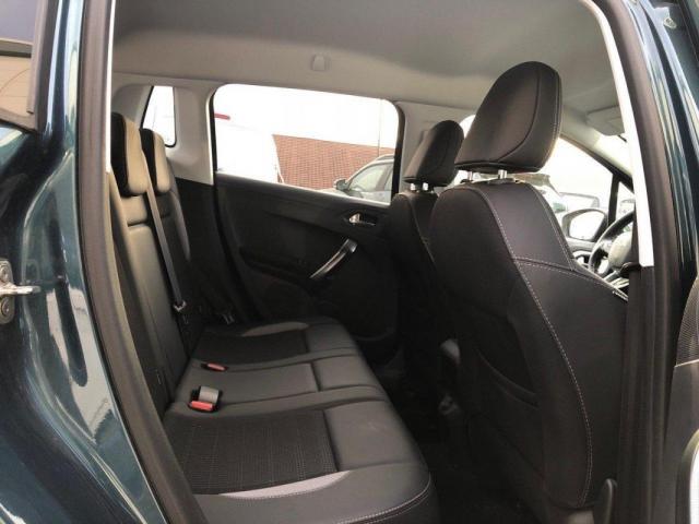 Peugeot 2008 image 8