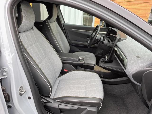 Renault Mégane E-Tech image 5