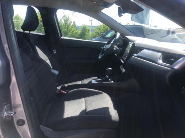 Renault Captur image 9