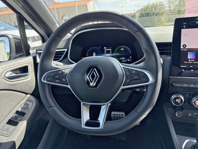 Renault Clio image 9