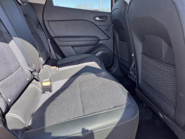 Renault Captur image 1