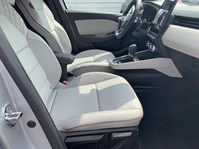 Renault Clio image 8