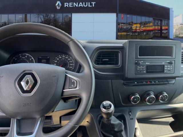 Renault Master image 2