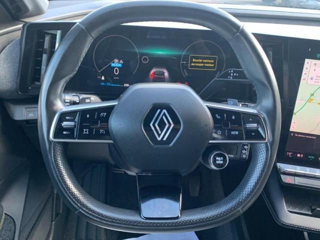 Renault Mégane E-Tech image 3
