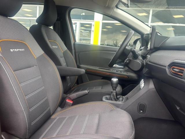 Dacia Sandero image 2