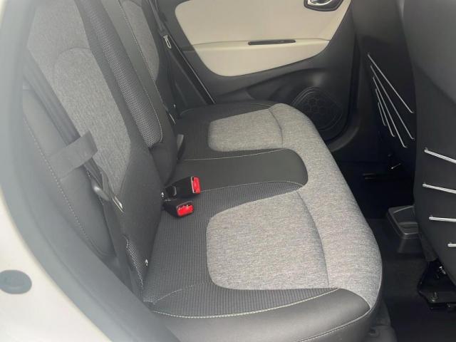 Renault Captur image 1