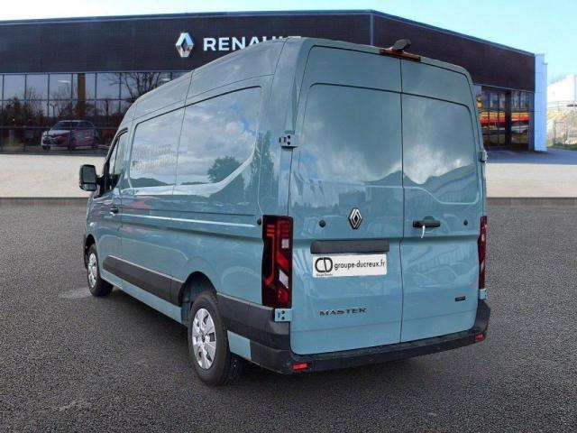 Renault Master image 8