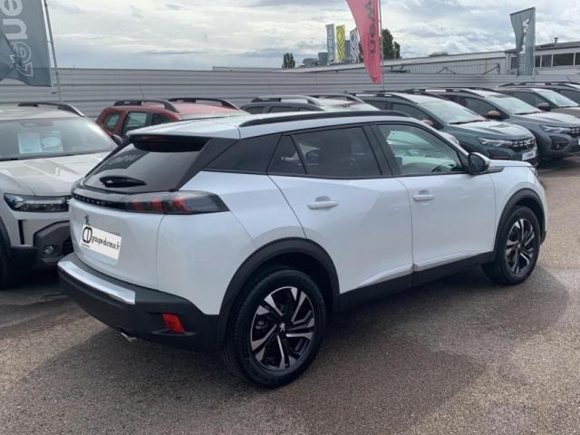 Peugeot 2008 image 3