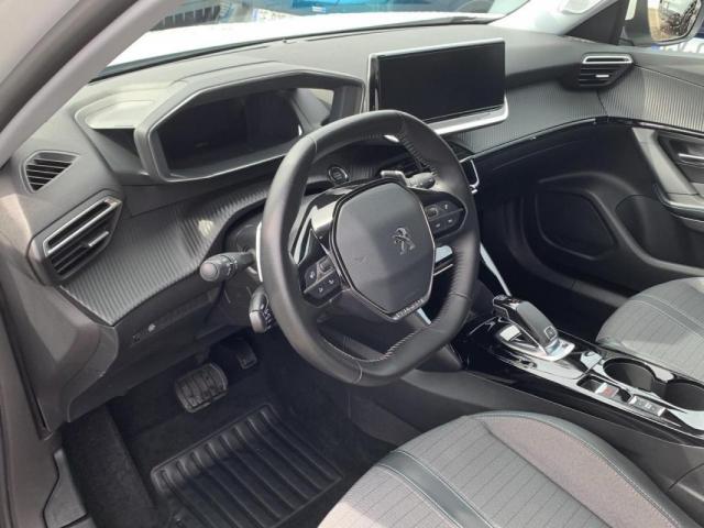 Peugeot 2008 image 5