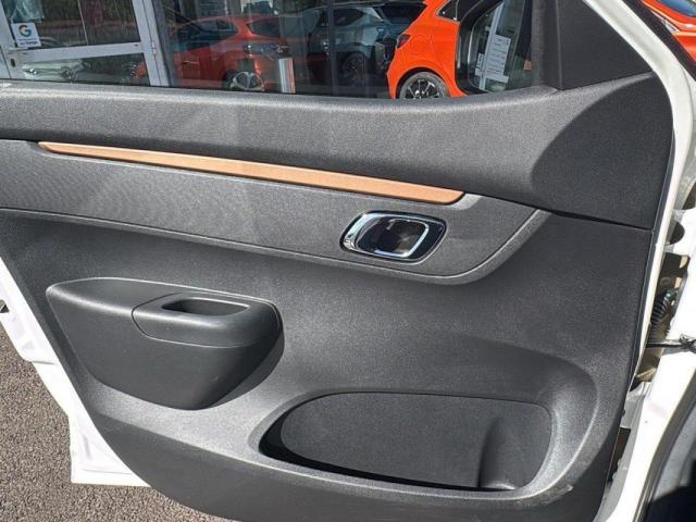 Dacia Spring image 2