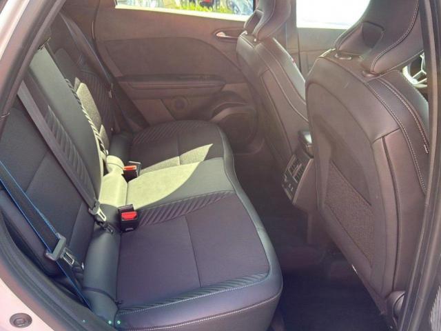 Renault Captur image 8