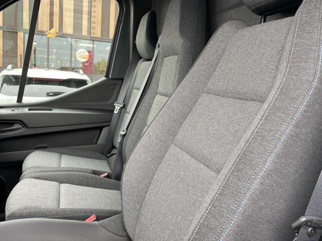Renault Master image 3