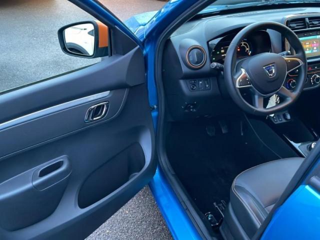 Dacia Spring image 9