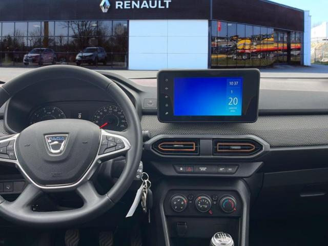 Dacia Sandero image 2