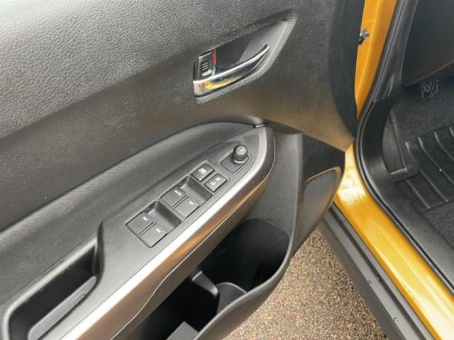 Suzuki Vitara image 6