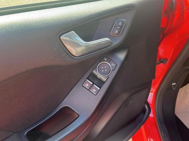 Ford Fiesta image 5