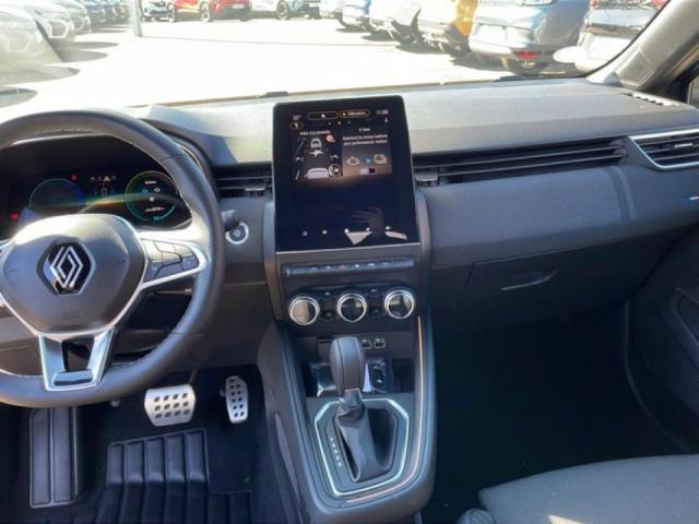 Renault Clio image 2
