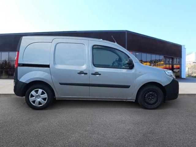 Nissan Nv250 image 2