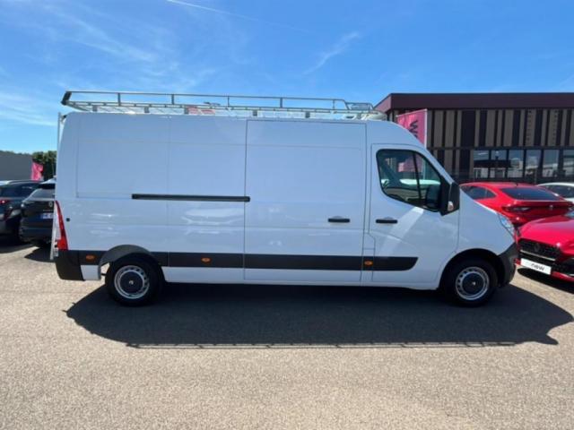 Renault Master image 2